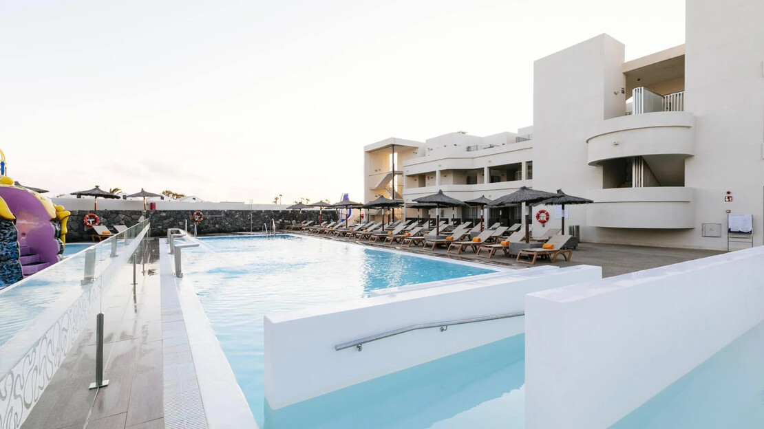 HD Beach Resort & Spa